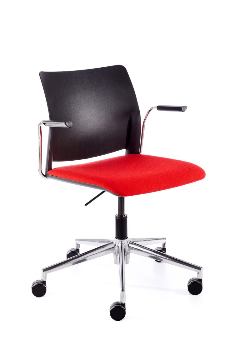 alfaP armchair 5s-chrome upholstered front